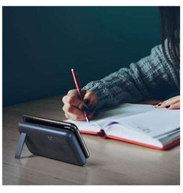 AUKEY USB-C 20000mAh WIRELESS QC3.0 18W PD POWERBANK WITH FOLDABLE STAND