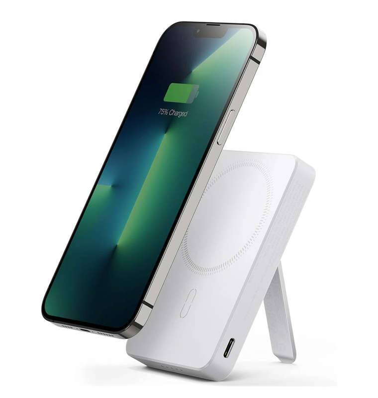 HALOLOCK MINI MAGSAFE KICKSTAND WIRELESS 5000MAH POWER BANK WHITE | ESR