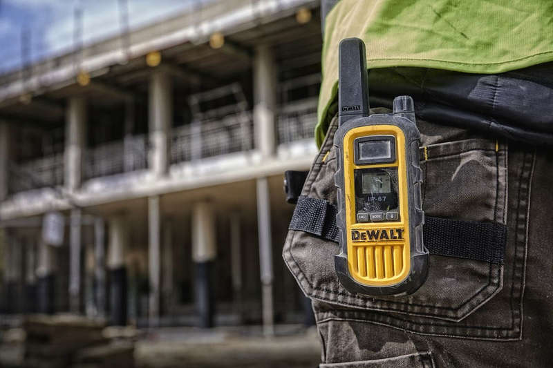 DeWalt DXPMR800 Heavy Duty Professional Walkie Talkie PMR Radio 2pack