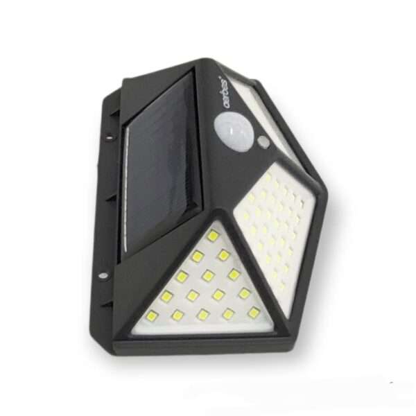 4 Sided Solar Powered Outdoor Light