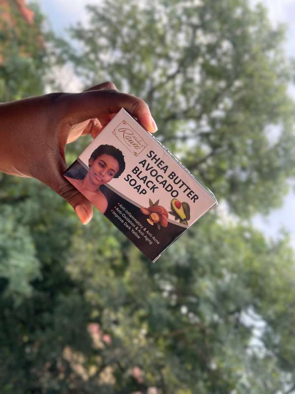 SHEA BUTTER Avocado Black Soap