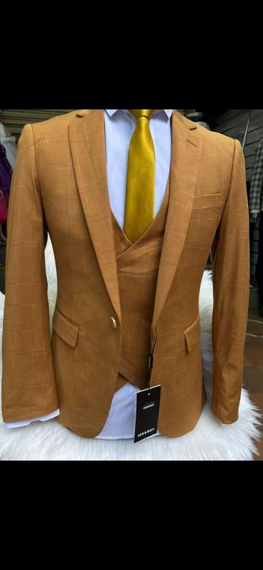 3 Piece suit - Navy / 34