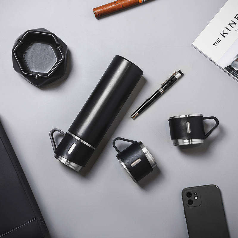 ZS - Hot and Cold Vacuum Insulated Flask - 500ml - Silver