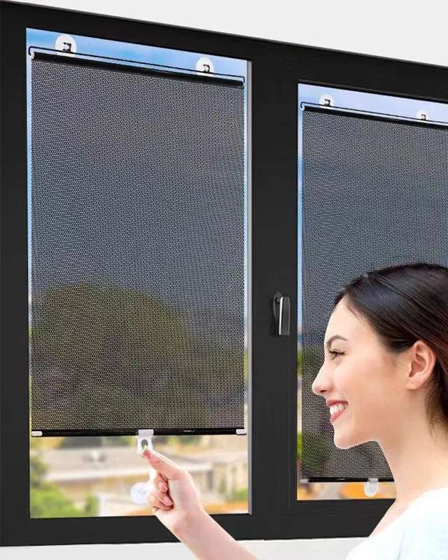 ZS - Anti-UV Retractable Car Sunshade Curtain - 40 x 60cm