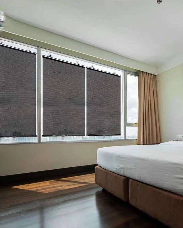 ZS - Anti-UV Retractable Car Sunshade Curtain - 40 x 60cm