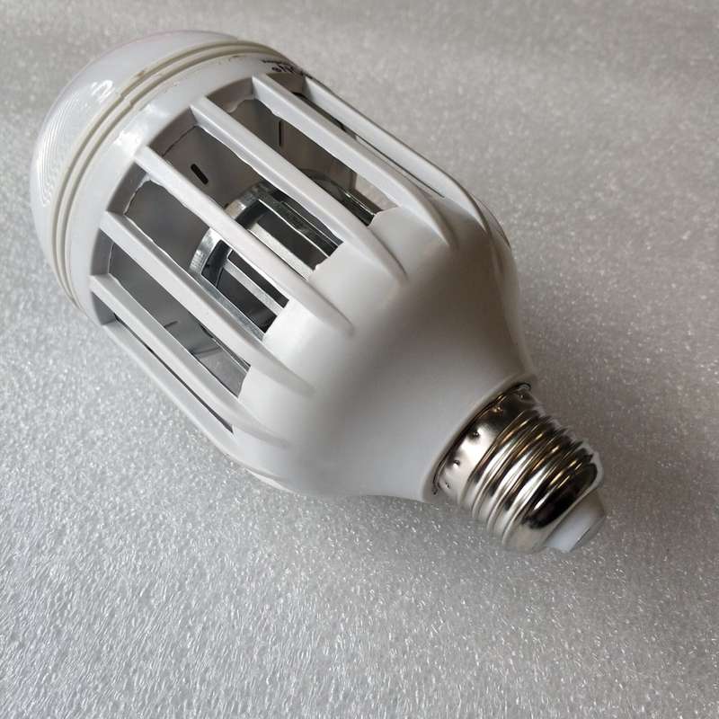 Redisson 9 watt E27 Mosquito Terminator Led lamp