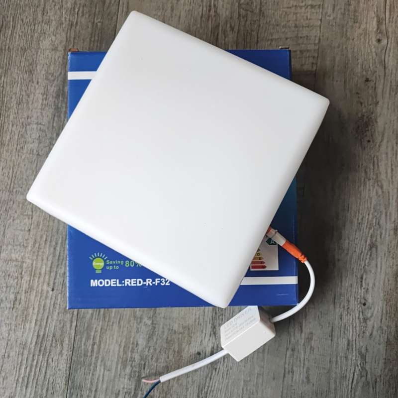 REDISSON *SUPER BRIGHT* 32W Square LED Light Panel