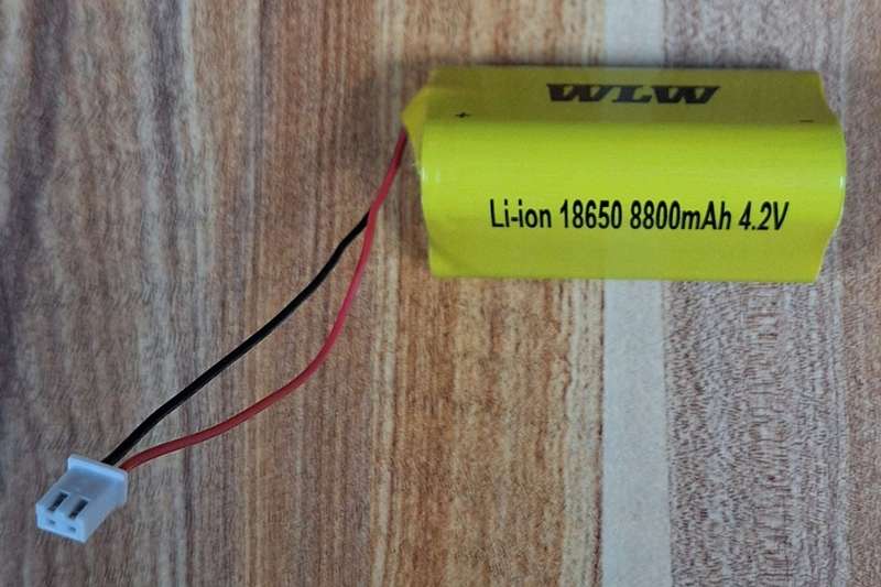 WLW Li-ion 18650 8800mAh 4.2V battery pack With 2 Pin Connector