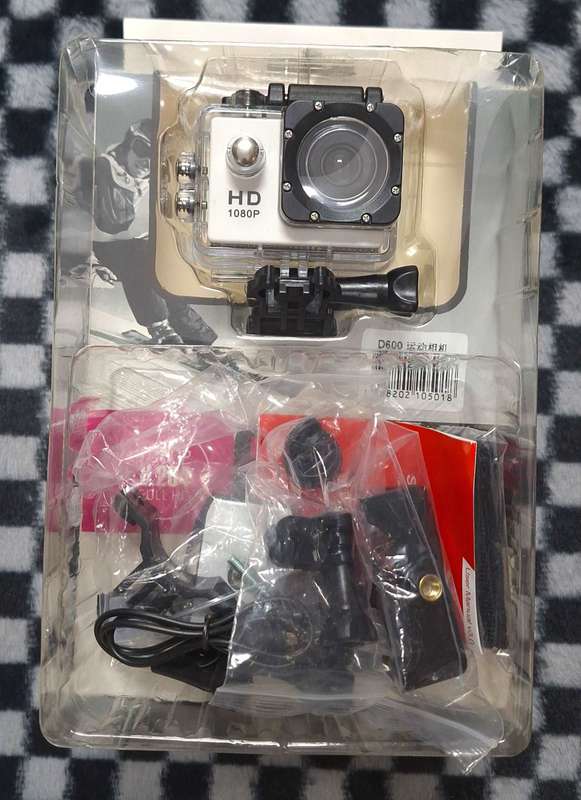 Action Camera - HD 1080P 1.5"/2.0" LCD Screen 12 Megapixles CMOS-Sensor