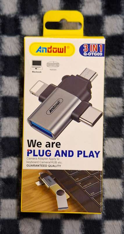 3 in 1 USB Adapter - Type C/ Mirco and IPhone Connetion