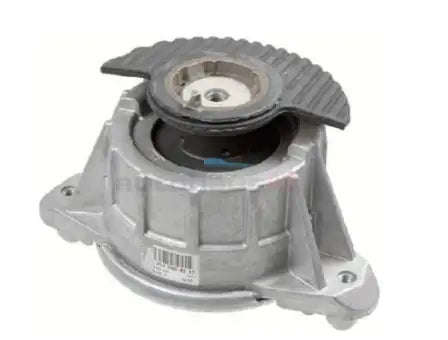 W204 C CLASS ENGINE MOUNTING - GERMAN QUALITY