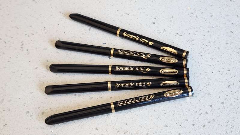 Eyeliner Pencil - Romantic Mini .15g WATERPROOF