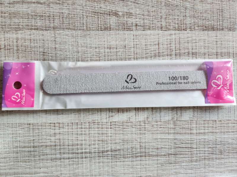 Miss Smoo Nail File 100/180 Straight (In a Bag)