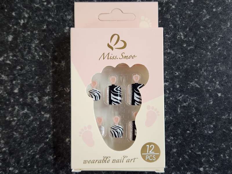 Press On TOE Nails from Miss Smoo - Zebra