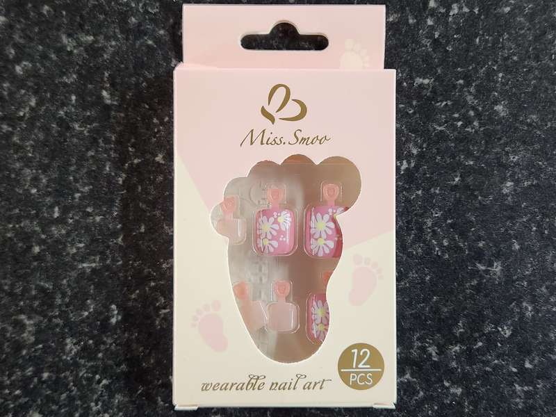 Press On TOE Nails from Miss Smoo - Flowers