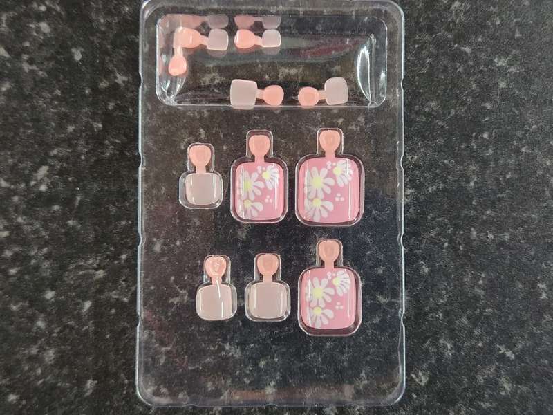 Press On TOE Nails from Miss Smoo - Flowers