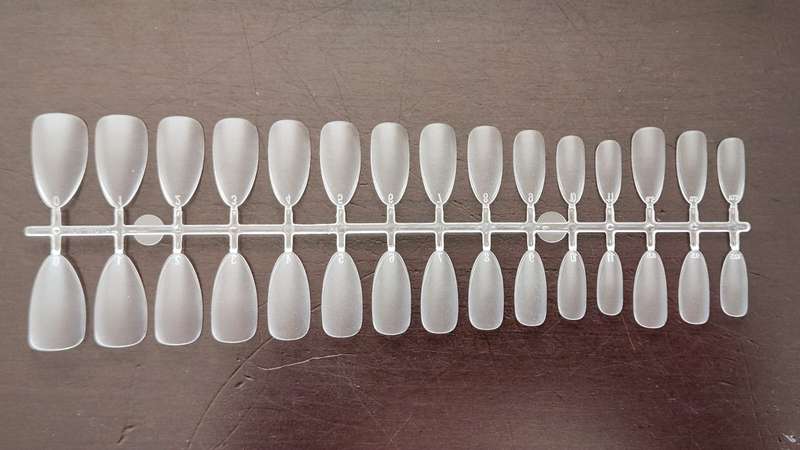 NAILS MEDUIM ALMOND  Soft Gel Tips Full Coverage Tips 300pcs (MA)