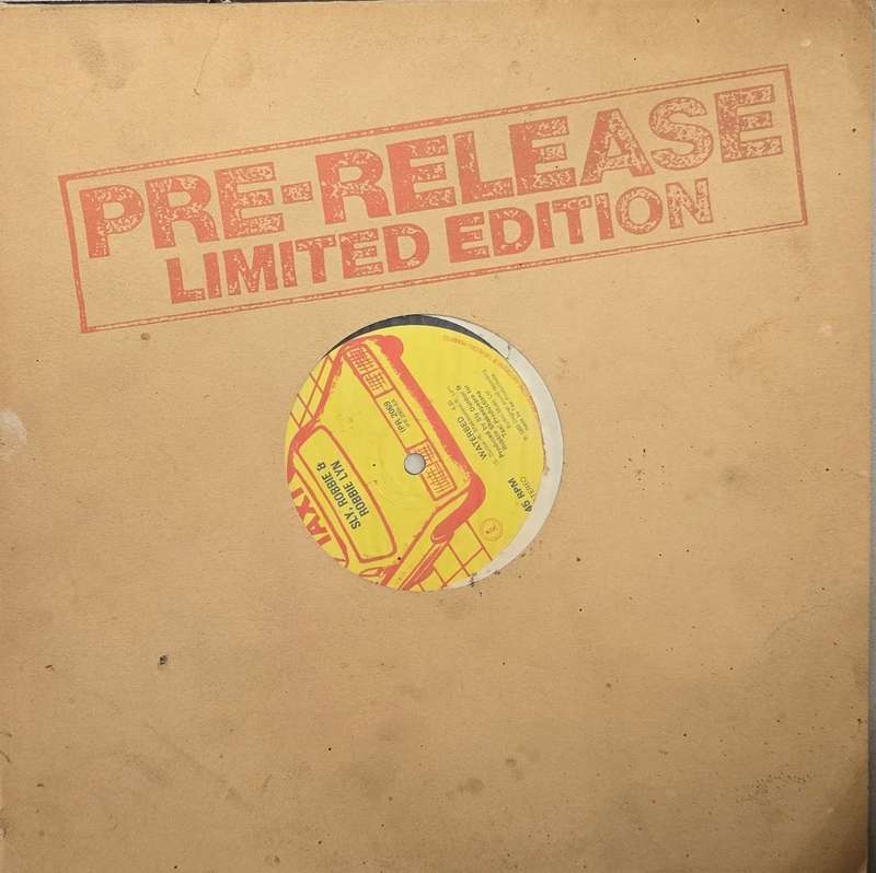 Sly, Robbie & Robbie Lyn  Triplet / Waterbed