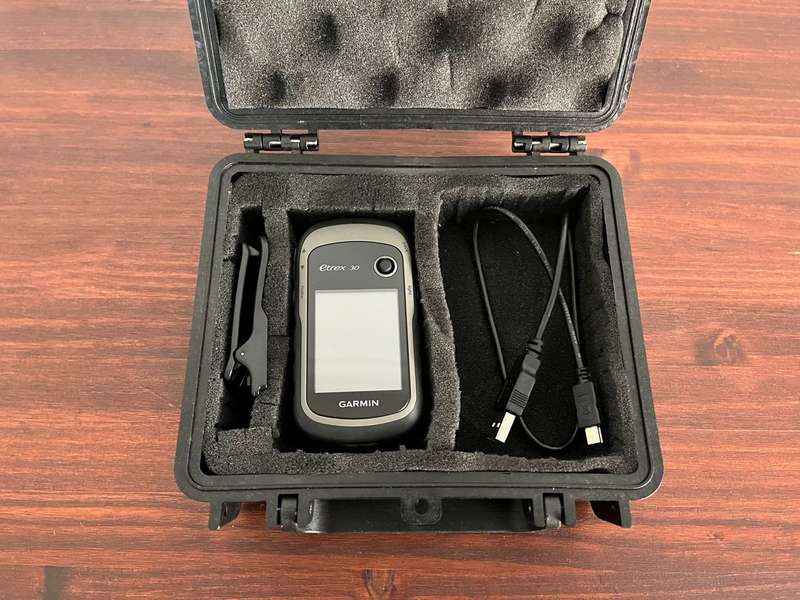 Garmin eTrex 30 Handheld GPS - (Pre-loved)
