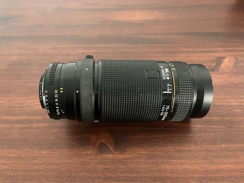 Nikon 75-300mm 1:4.5-5.6 Lens - Used