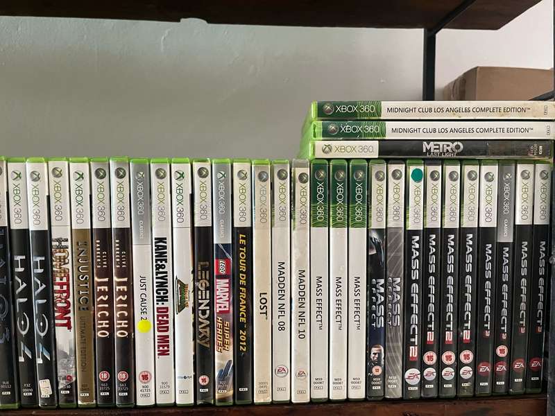 Xbox 360 Console with controller & 3 Games of you choice.