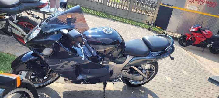Legendary 2005 Suzuki Hayabusa (Only R79,000!)