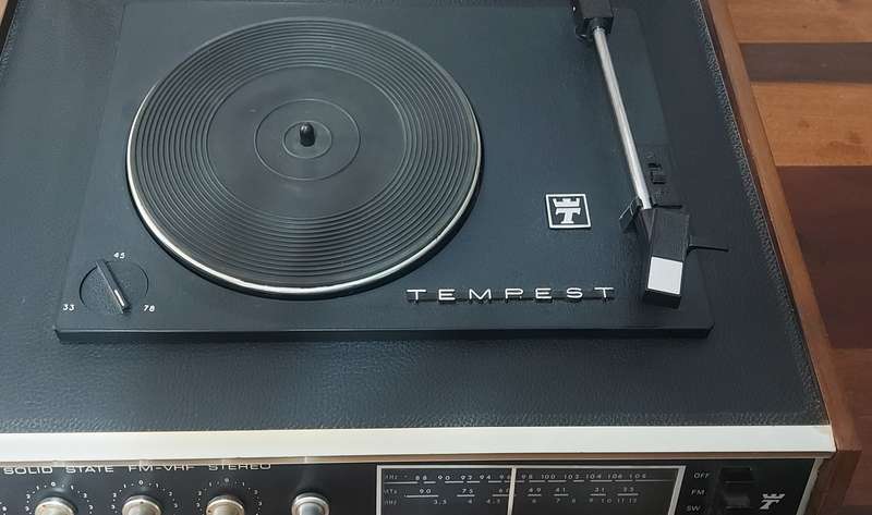 Vintage Tempest Record player/turntable [working order]