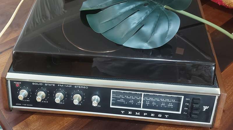 Vintage Tempest Record player/turntable [working order]