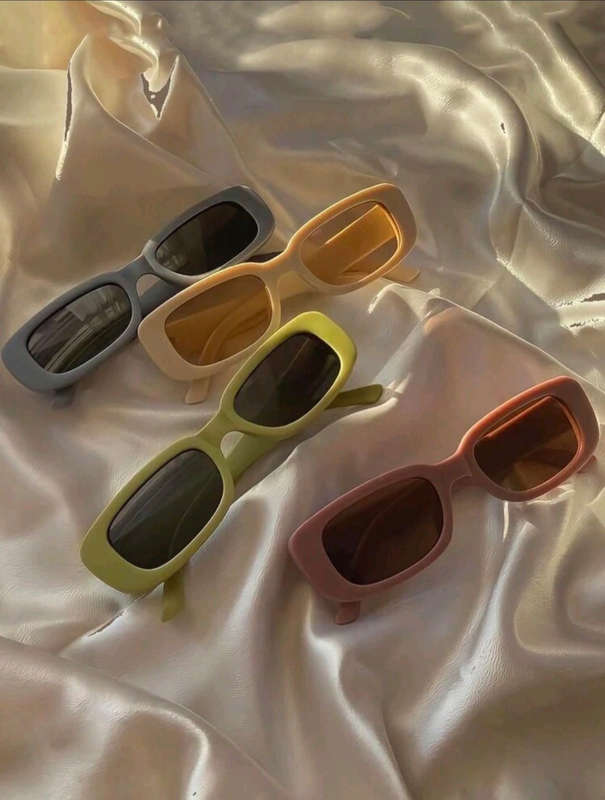 4pcs Fashionable Sunglasses Set