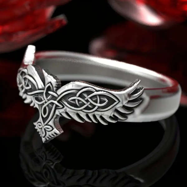 Celtic Raven Witchs Knot Ring