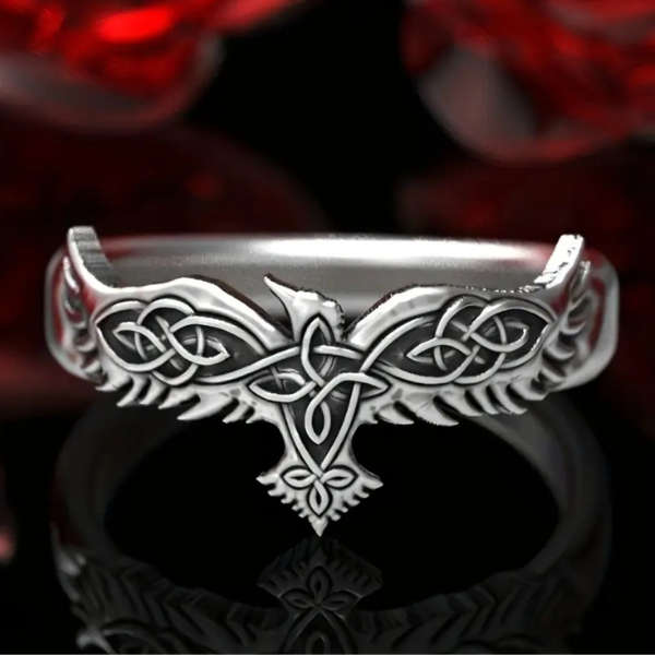 Celtic Raven Witchs Knot Ring