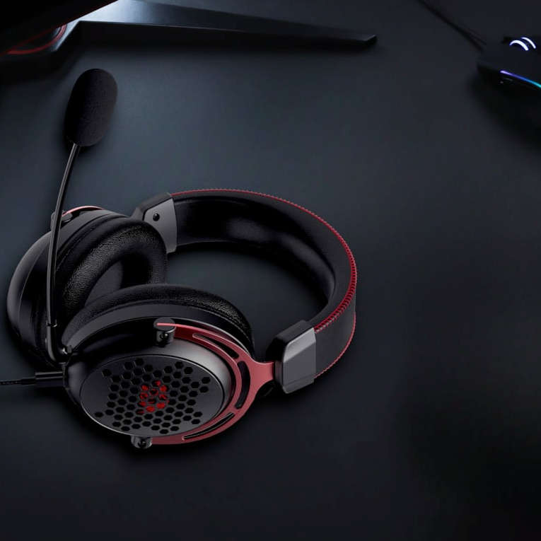 Redragon DIOMEDES Over Ear Gaming Headset