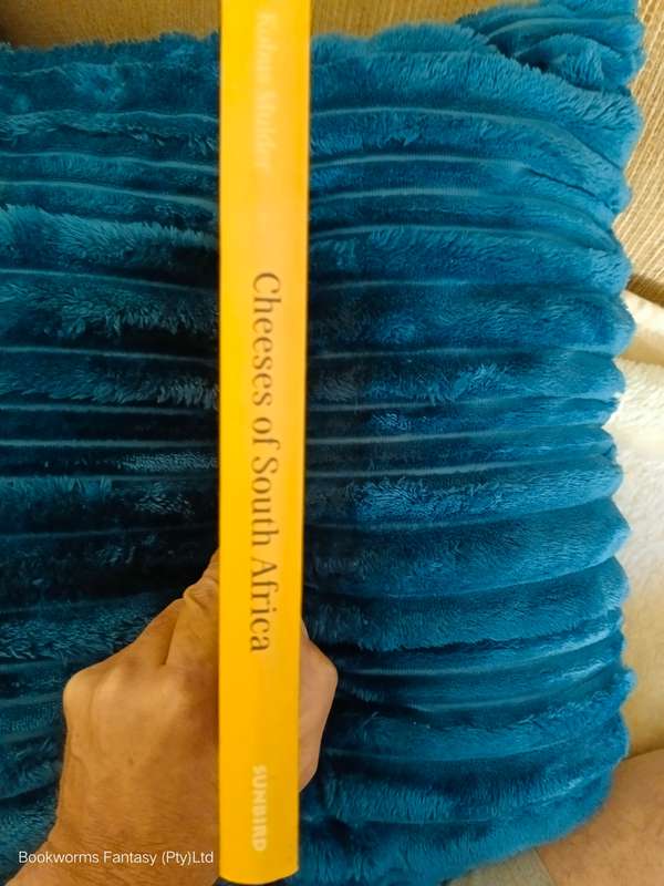 Cheeses of South Africa by Kobus Mulder & Russel Wasserfall