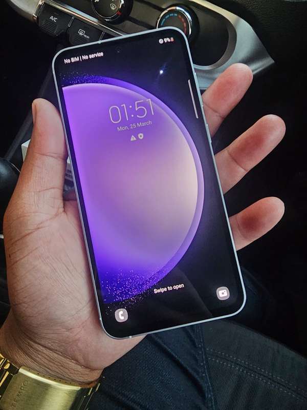 Samsung S23 FE 128GB (Pre-owned)