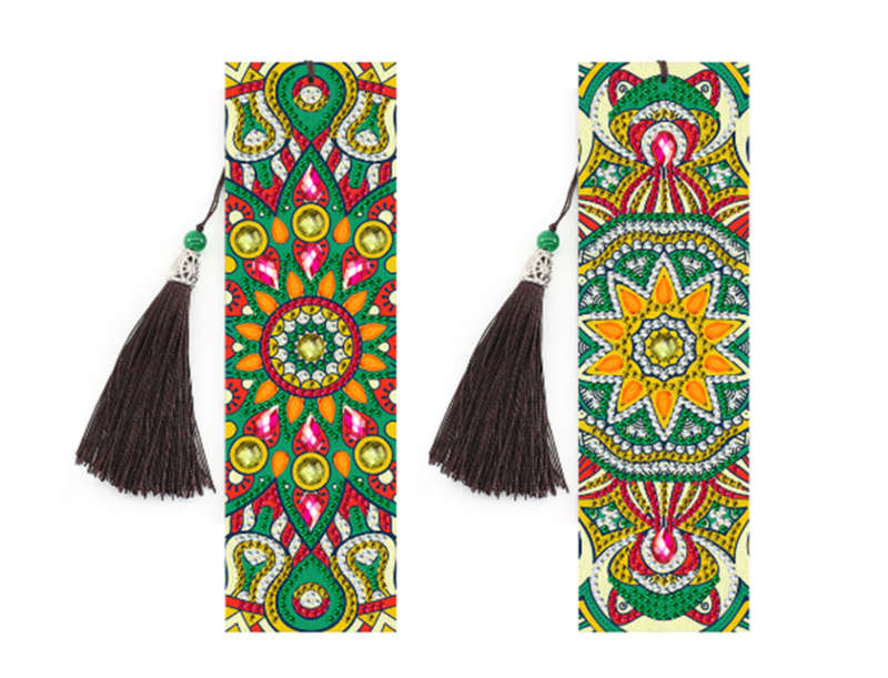 Leatherette Diamond dot bookmarks  set of 2 Green pattern