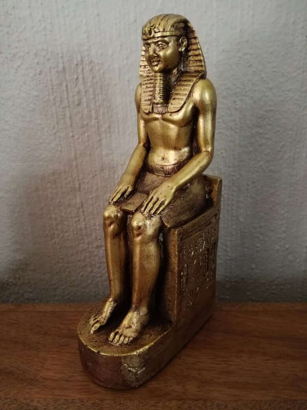 King Tutankhamun - Antique White
