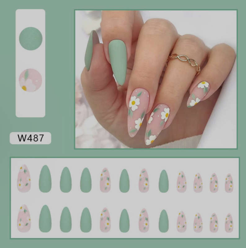 Daisy Almond Press On Nails