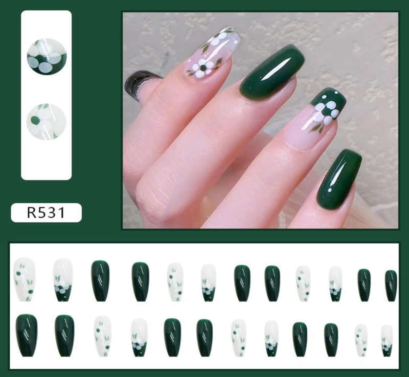 Green Garden Press On Nails