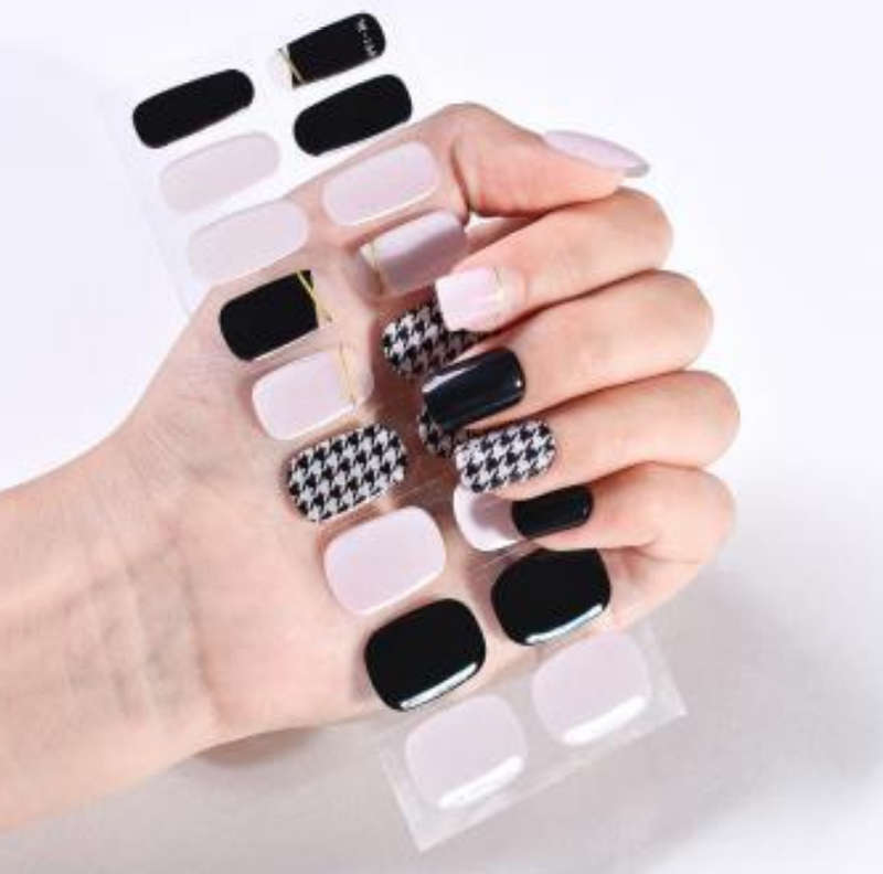 Checkered Marble Gel Nail Strips