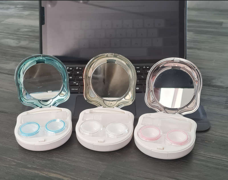 Portable Contact Lens Case