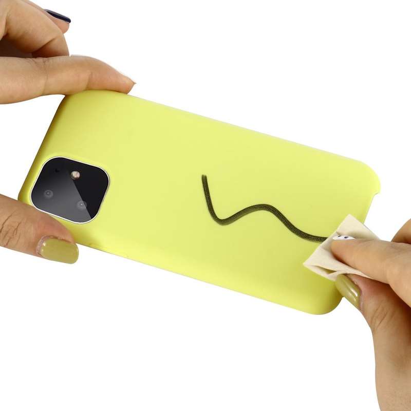 For iPhone 11 Solid Color Liquid Silicone Shockproof Case (Yellow)