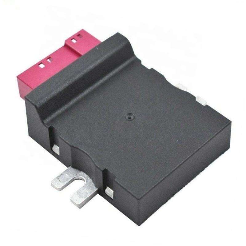 For BMW X5 Car Fuel Pump Controller 16147229173(Black)