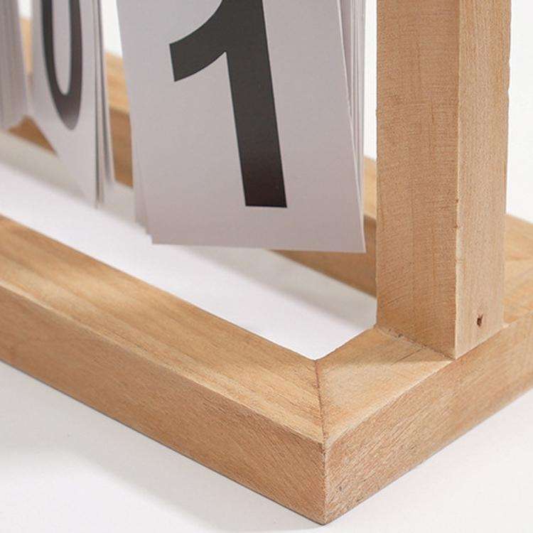 Wooden Flipping Calendar Simple Home Desktop Small Ornaments Study Desk Calendar(Black)