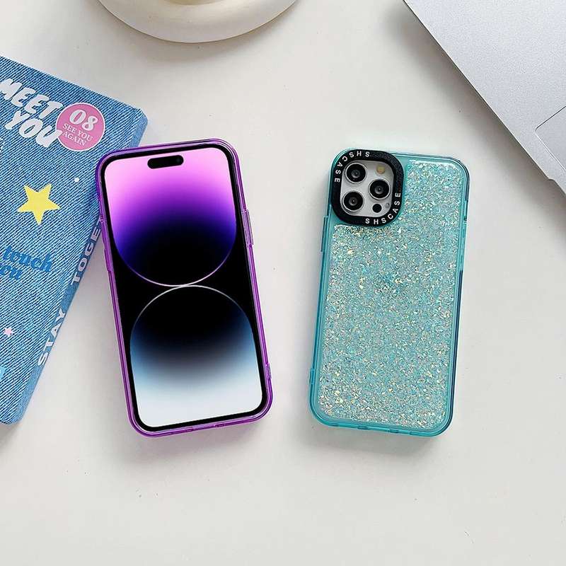 For iPhone 15 Glitter Epoxy Shockproof Phone Case(White)