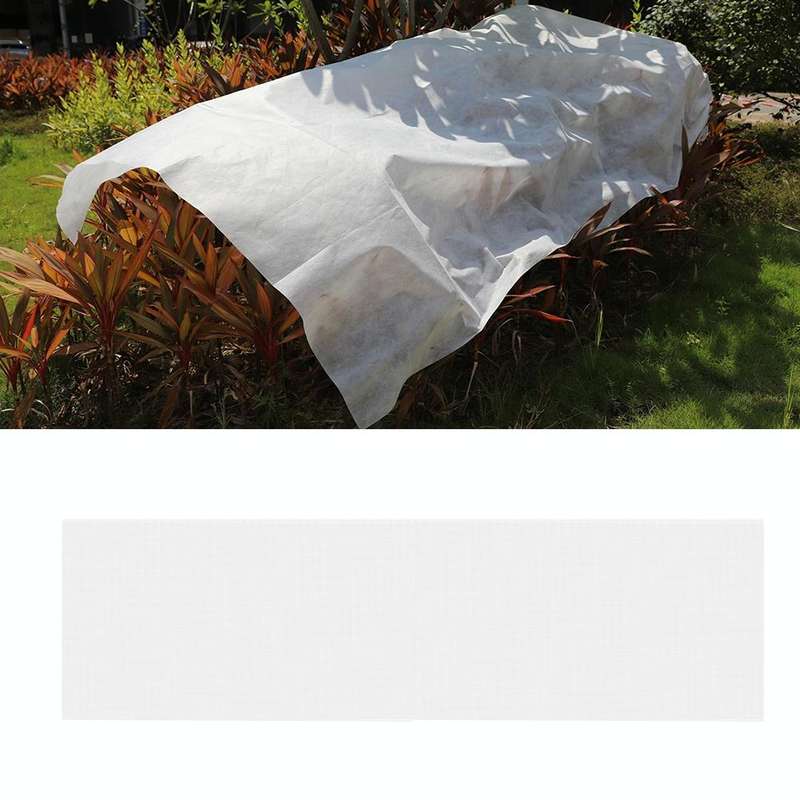 Non-Woven Plant Cover Winter Insulation Moisturizing Cold Protection Plants Cover Cloth, Size: 2....