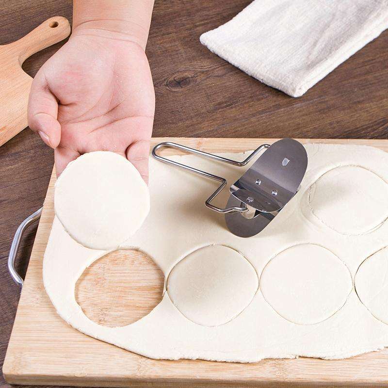Stainless Steel Dumpling Maker Dough Cutter Dumpling Mould Kitchen Accessories Pastry Tools, Spec...