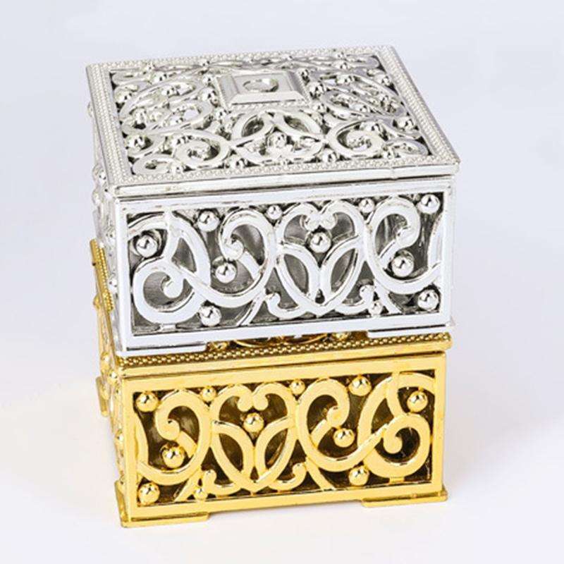 12 PCS Mini Candy Box Openwork Pattern Square Gift Box, Size:6x6x3.2cm(Glod)