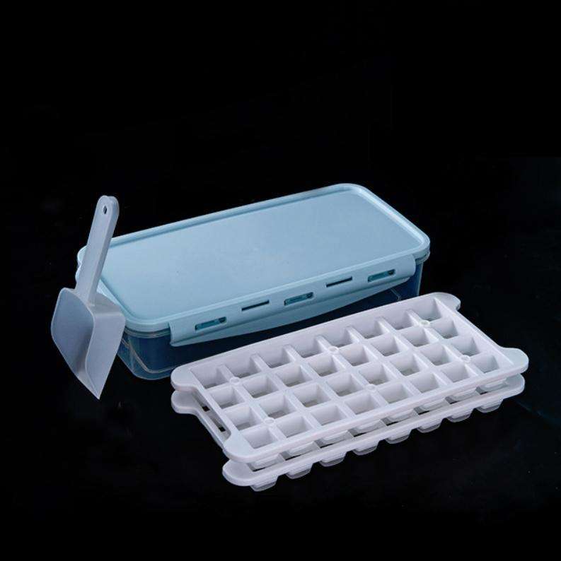 Household Silicone Ice Box With Lid Ice Cube Mold Refrigerator Ice Lattice Quick Freezer Random C...