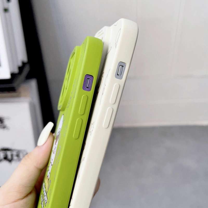 For iPhone 11 Liquid Silicone Astronaut Pattern Phone Case(Green)