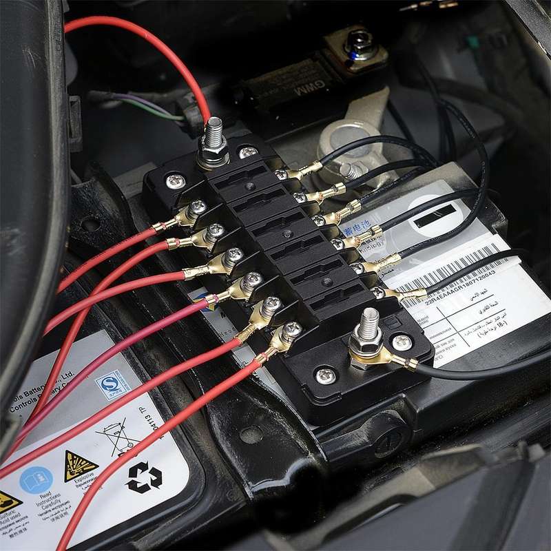 CS-978A1 FB1901 1 In 6 Out Independent Positive Negative Fuse Box without Fuse Piece for Auto Car...